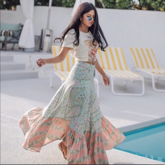 Vintage style boho print graphic tee WILD CHILD - Picture 7 of 8